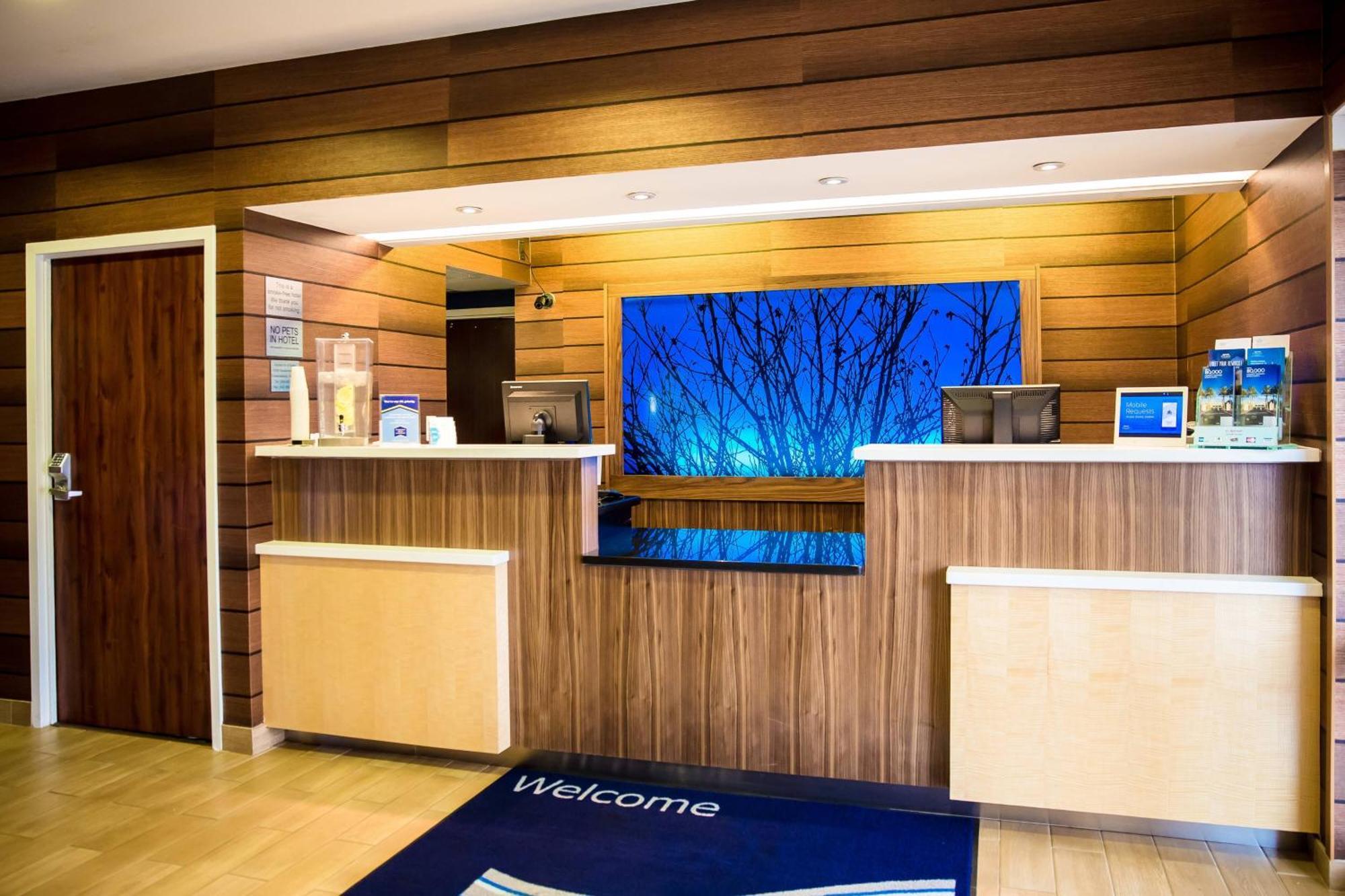 Fairfield Inn & Suites פרדריקסבורג מראה חיצוני תמונה